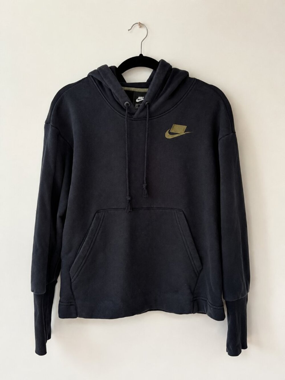 Nike Women’s NSW Embroidered Oversized Hoodie Black Olive Size P/Small